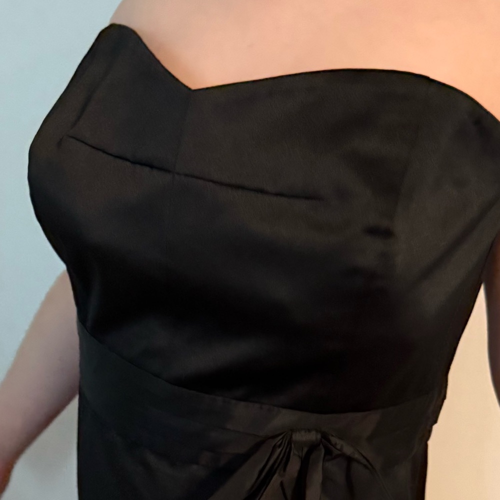 Prom dress For Sale: Tahari Arthur S. Levine Black Strapless Satin Dress Size 14